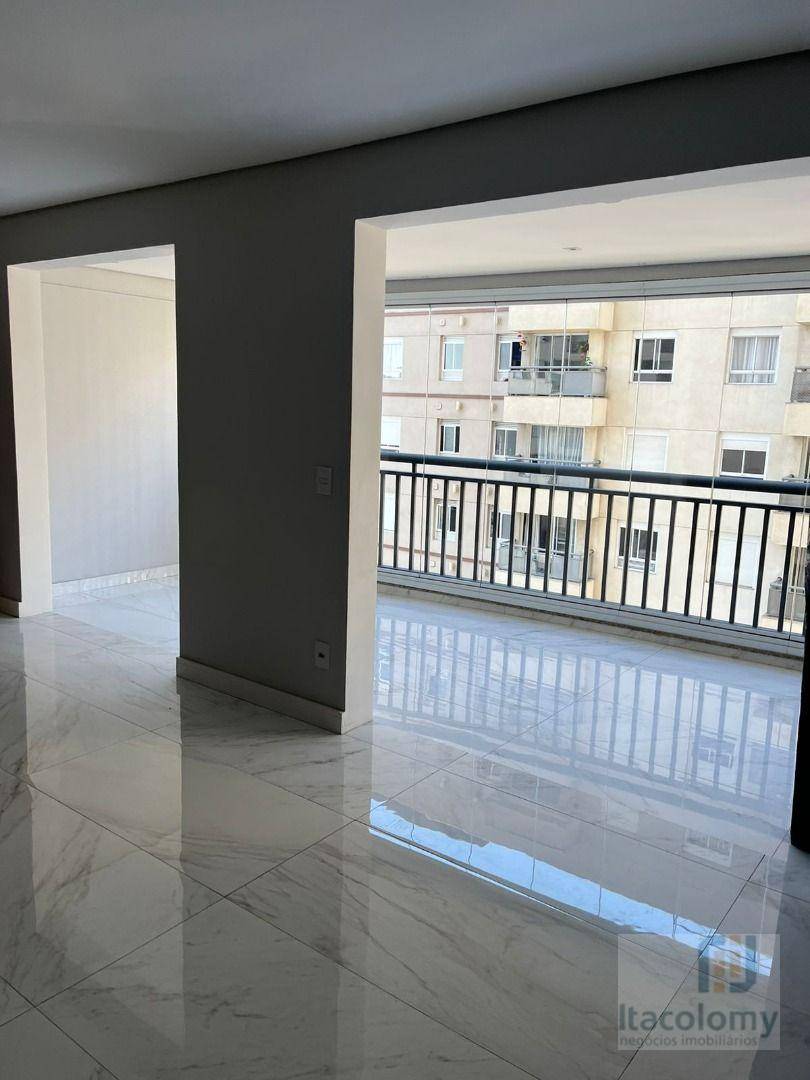 Apartamento para alugar com 3 quartos, 170m² - Foto 27
