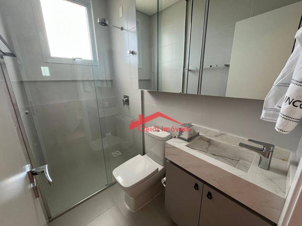 Apartamento à venda com 3 quartos, 121m² - Foto 21