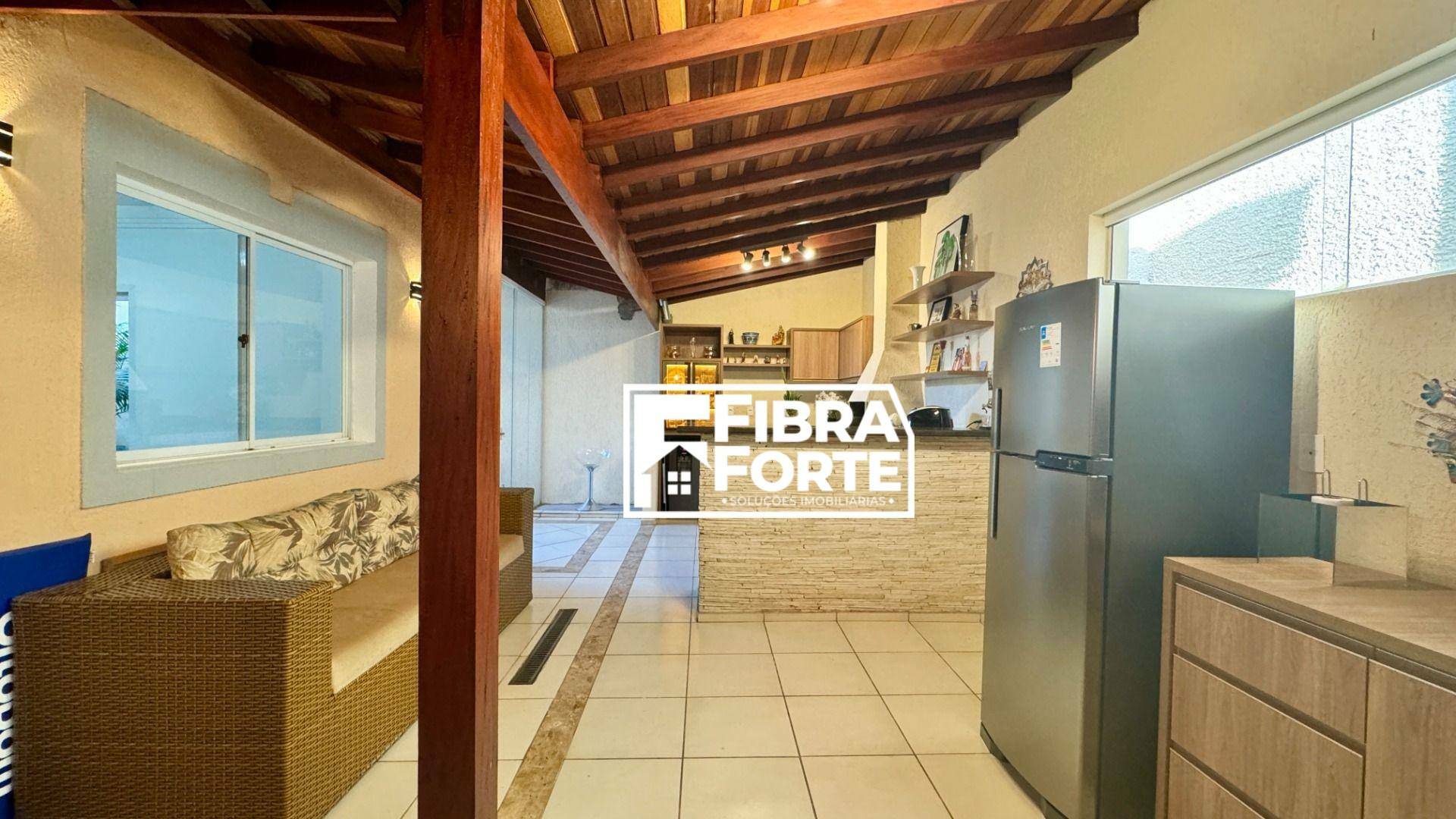 Casa de Condomínio para alugar com 3 quartos, 200m² - Foto 3