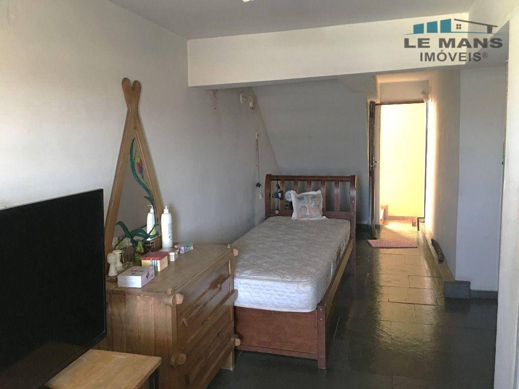 Casa à venda e aluguel com 3 quartos, 175m² - Foto 28