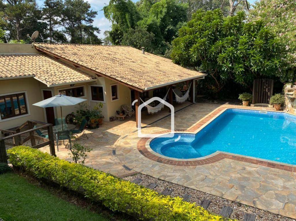 Casa de Condomínio à venda com 3 quartos, 455m² - Foto 4