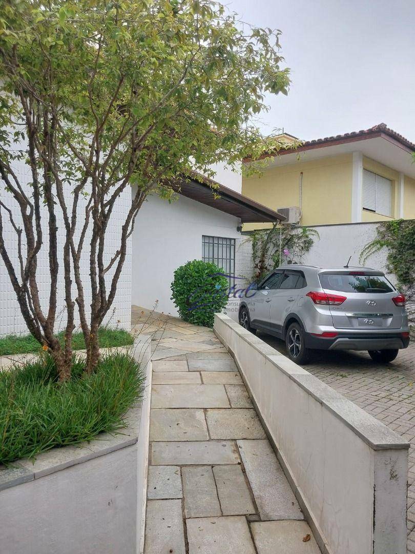 Casa à venda com 3 quartos, 250m² - Foto 4