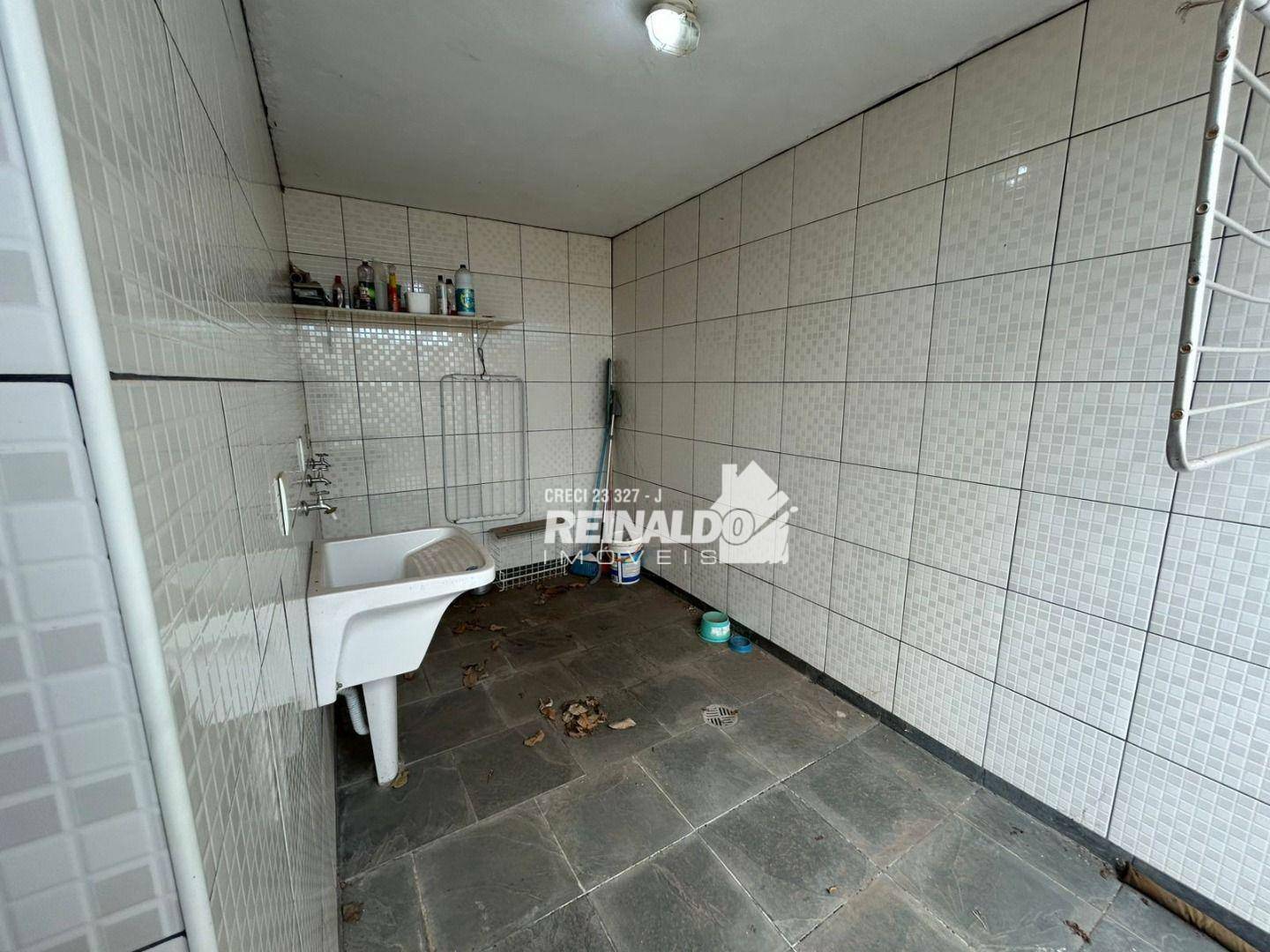 Casa à venda com 3 quartos, 215m² - Foto 16