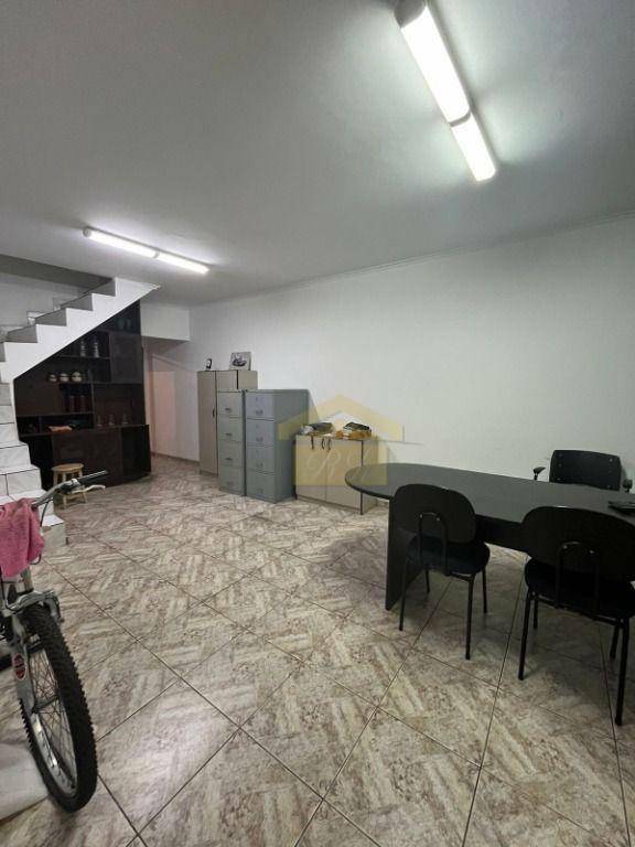 Sobrado à venda com 3 quartos, 136m² - Foto 4