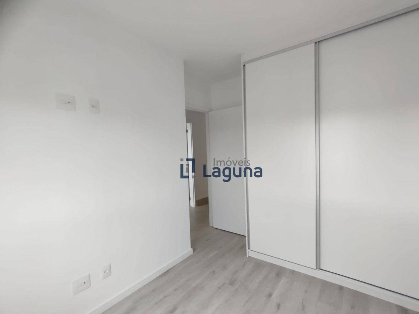 Apartamento para alugar com 2 quartos, 70m² - Foto 23