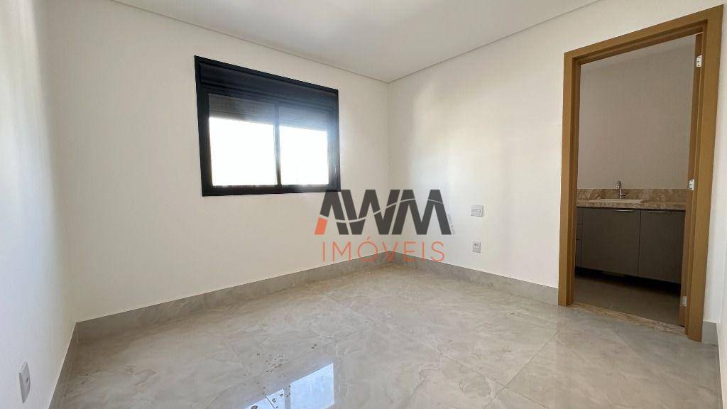 Apartamento para alugar com 3 quartos, 167m² - Foto 13