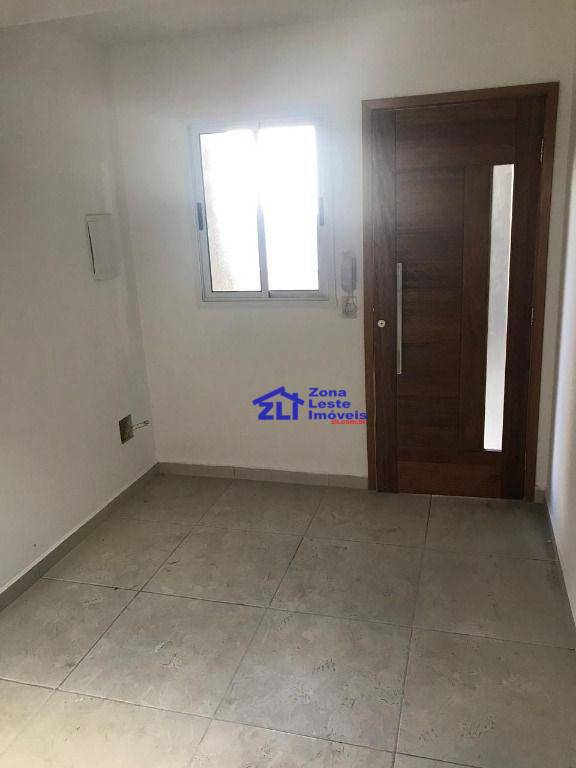 Apartamento para alugar com 2 quartos, 40m² - Foto 4