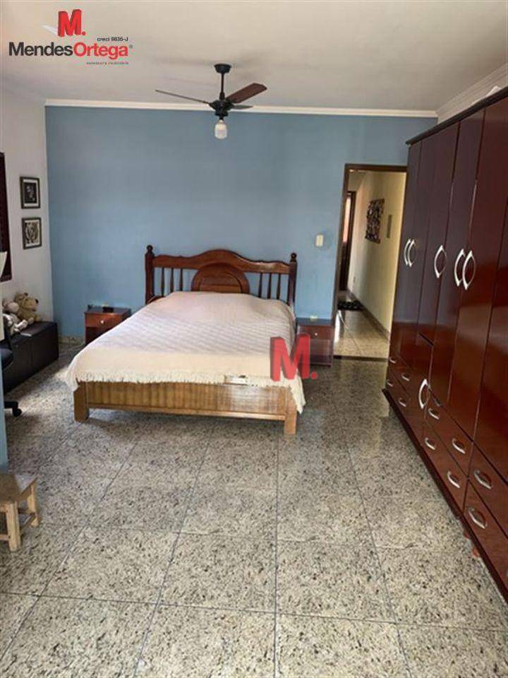 Casa à venda com 3 quartos, 200m² - Foto 15