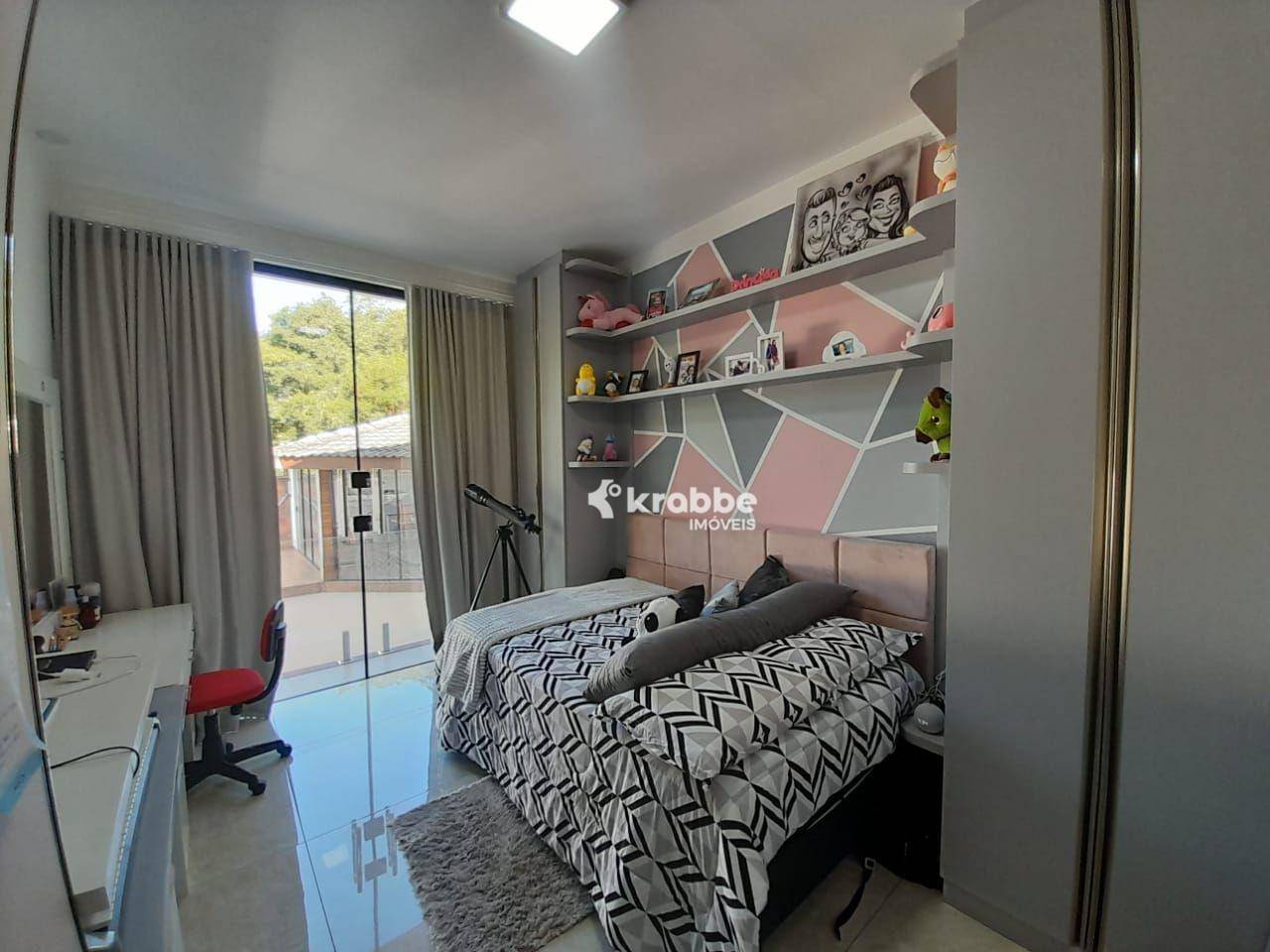 Casa à venda com 2 quartos, 237m² - Foto 8