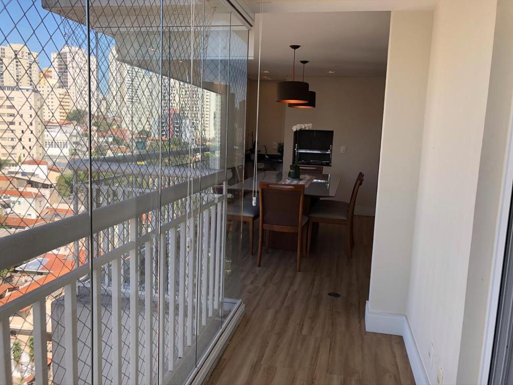 Apartamento à venda com 3 quartos, 97m² - Foto 2