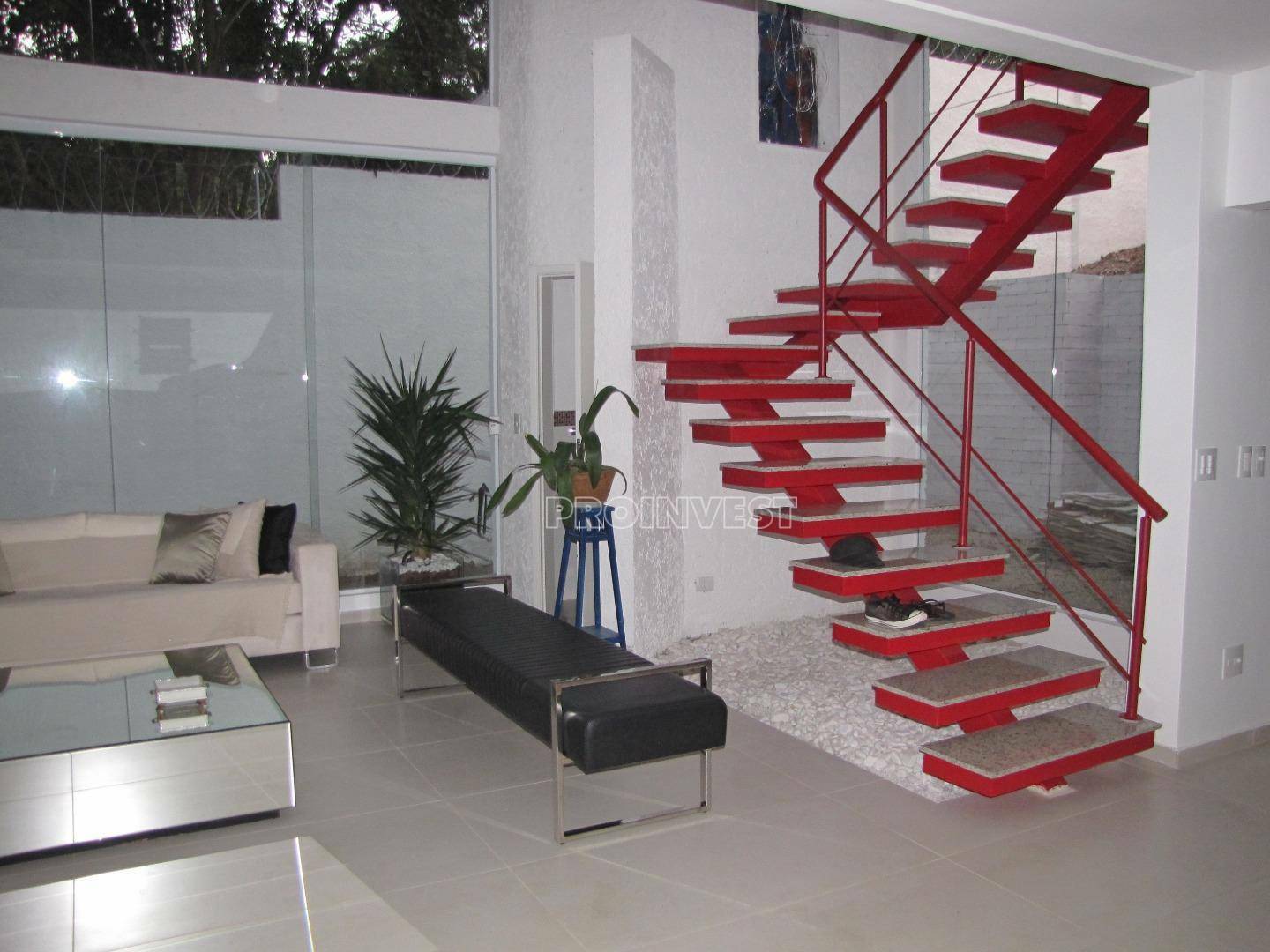 Casa à venda com 3 quartos, 300m² - Foto 9