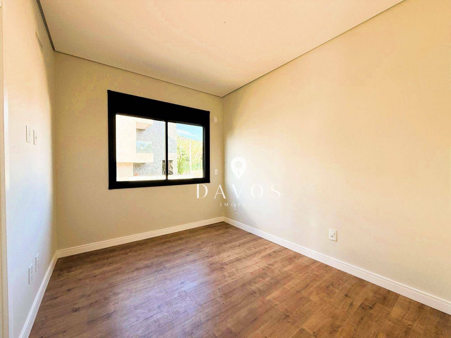 Sobrado à venda com 3 quartos, 216m² - Foto 3
