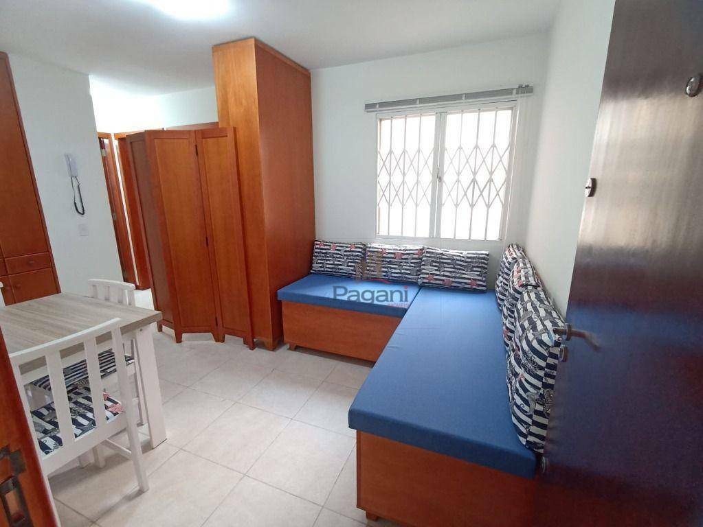 Apartamento para alugar com 2 quartos, 42m² - Foto 2