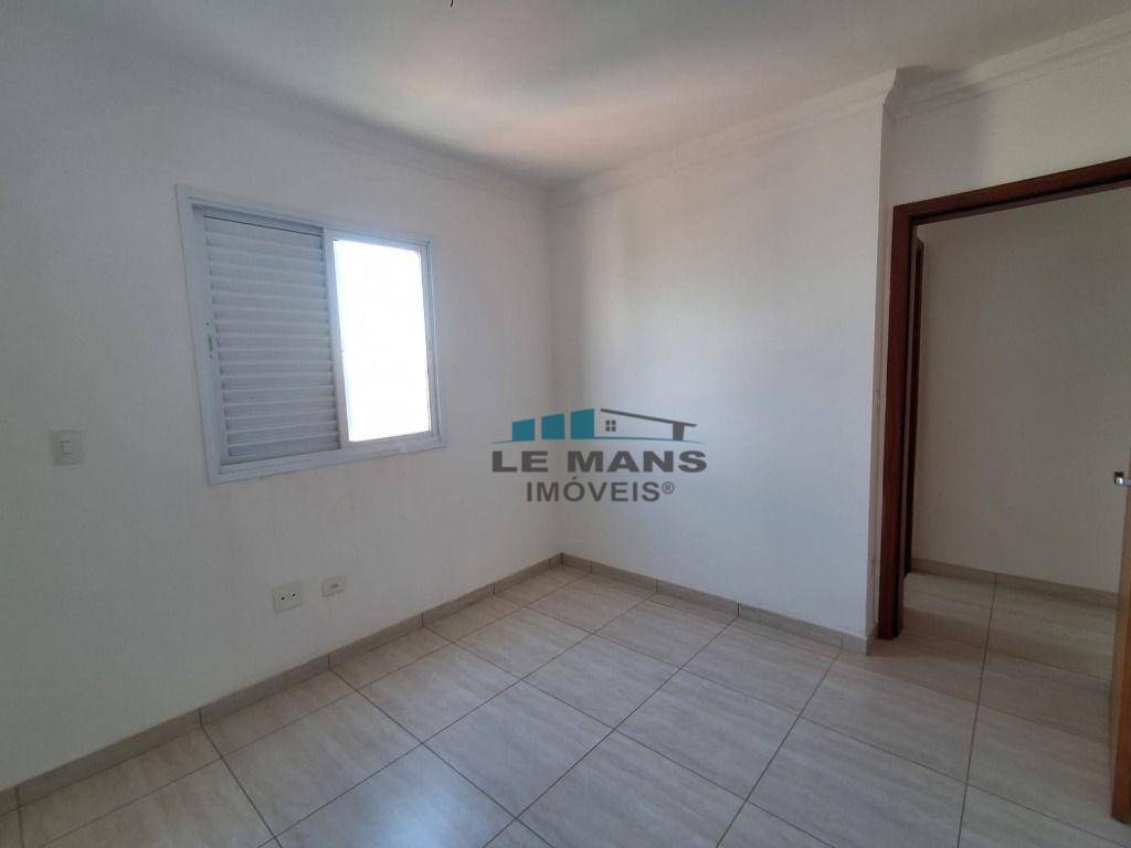 Apartamento à venda com 3 quartos, 98m² - Foto 12