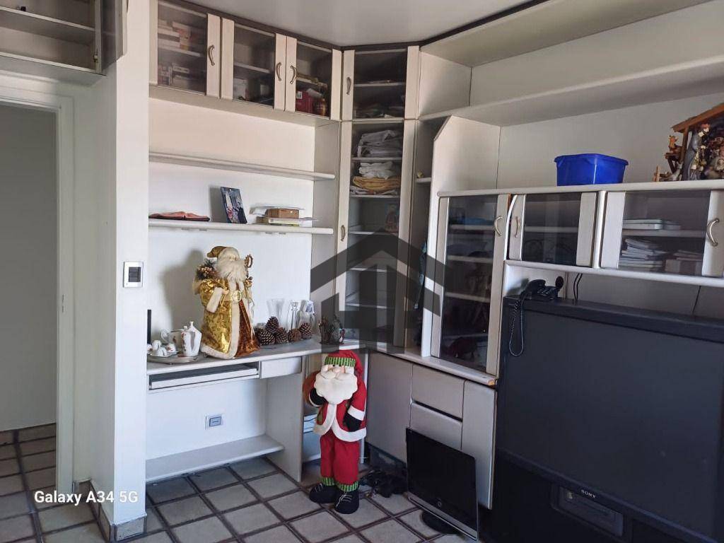 Apartamento à venda com 3 quartos, 126m² - Foto 12