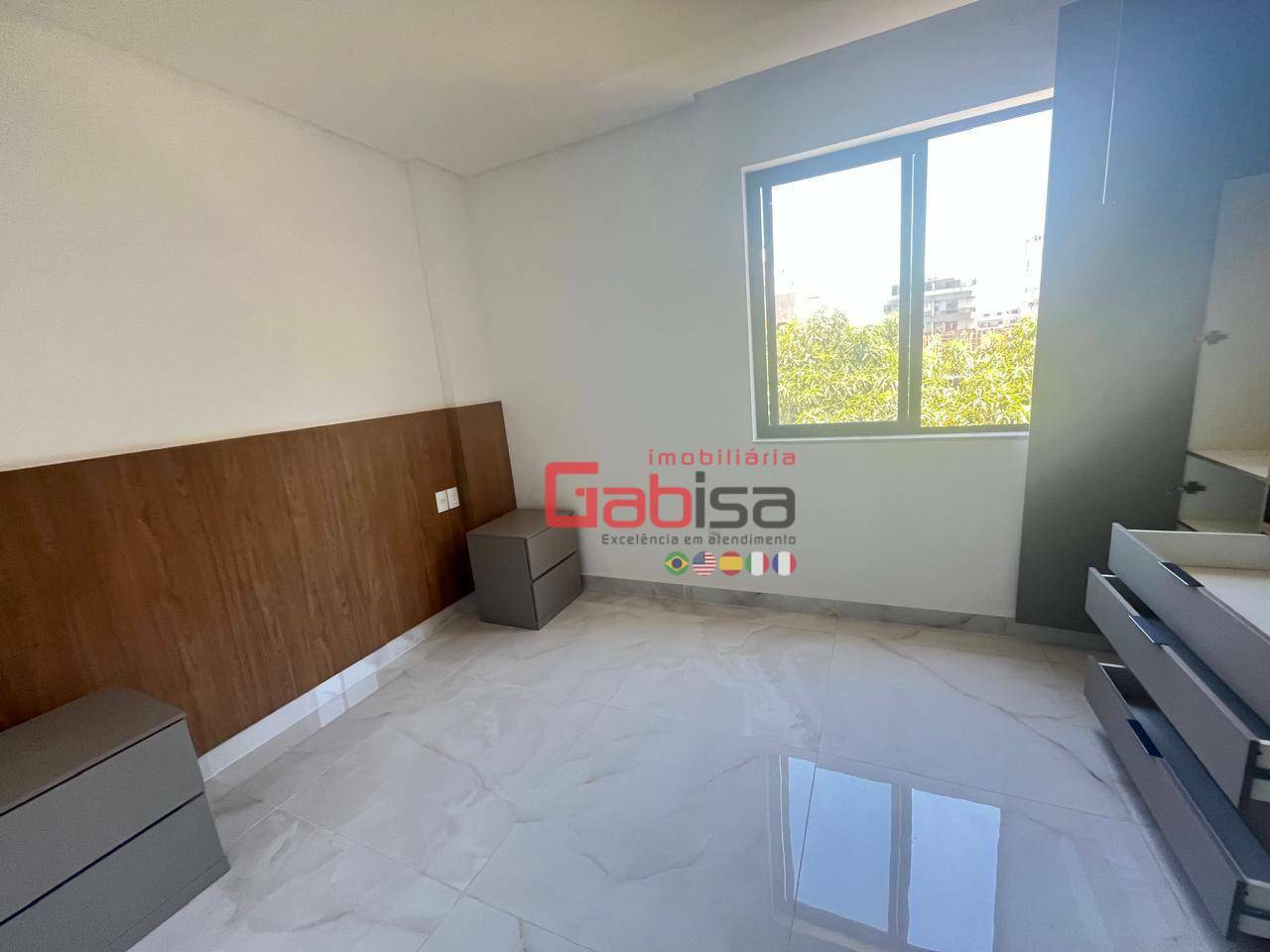 Apartamento para alugar com 4 quartos, 135m² - Foto 17