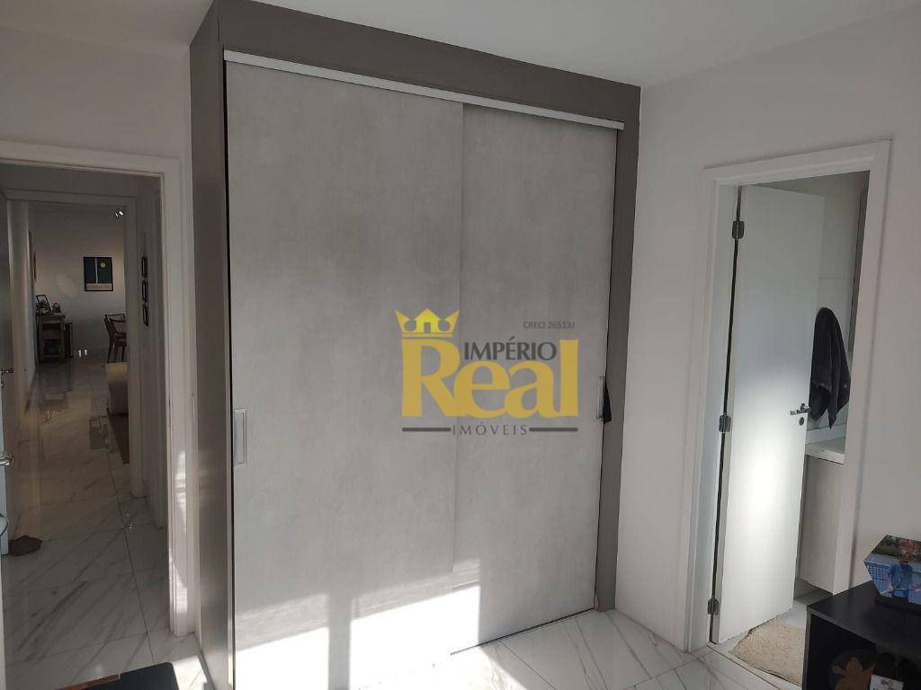 Apartamento à venda com 3 quartos, 159m² - Foto 13