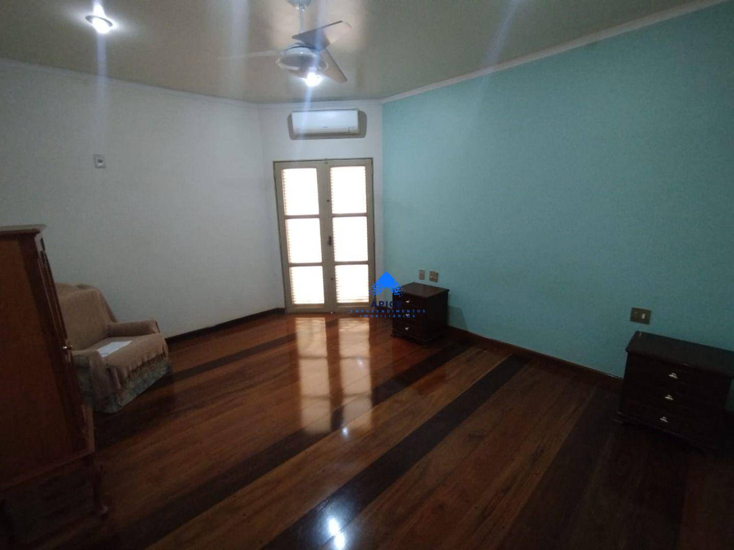 Sobrado para alugar com 4 quartos, 374m² - Foto 12
