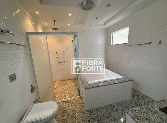 Casa à venda com 3 quartos, 311m² - Foto 14