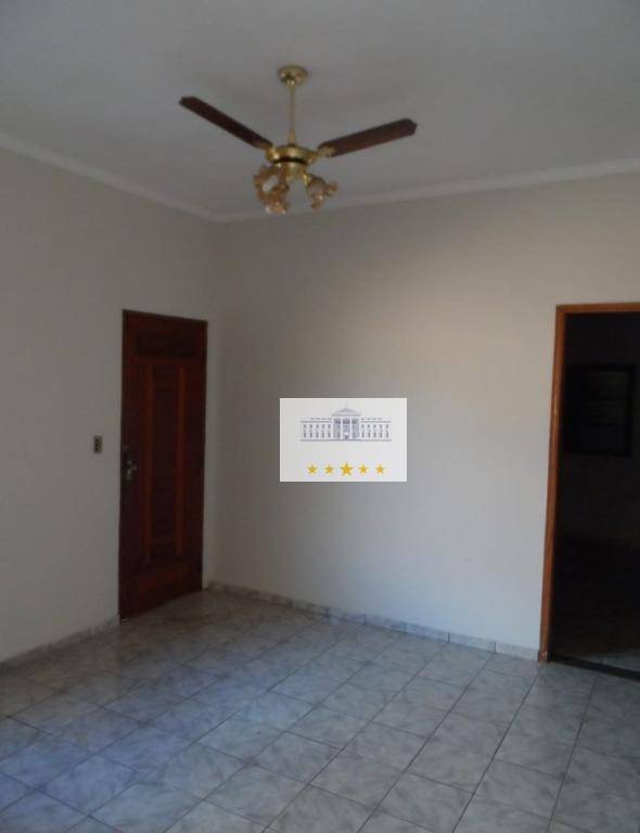 Casa à venda com 4 quartos, 189m² - Foto 5