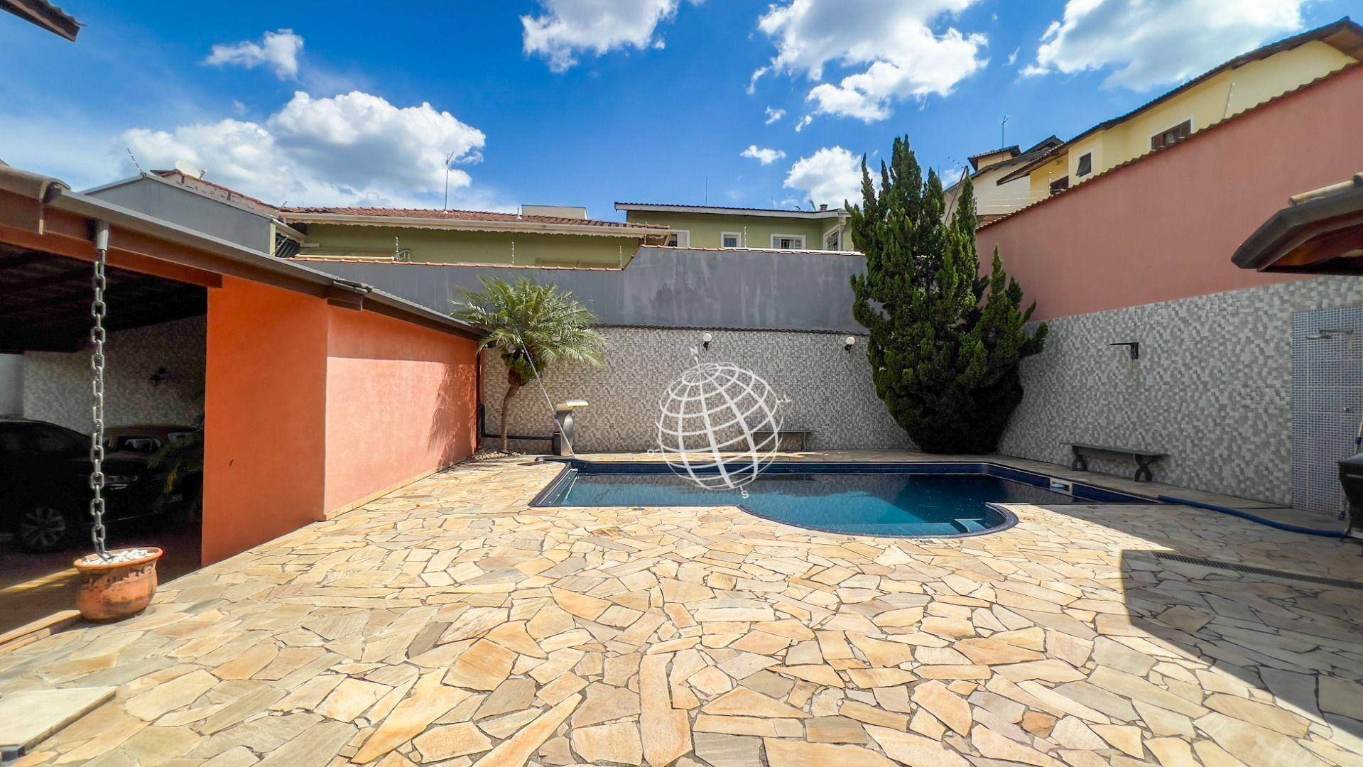 Casa à venda com 3 quartos, 246m² - Foto 6
