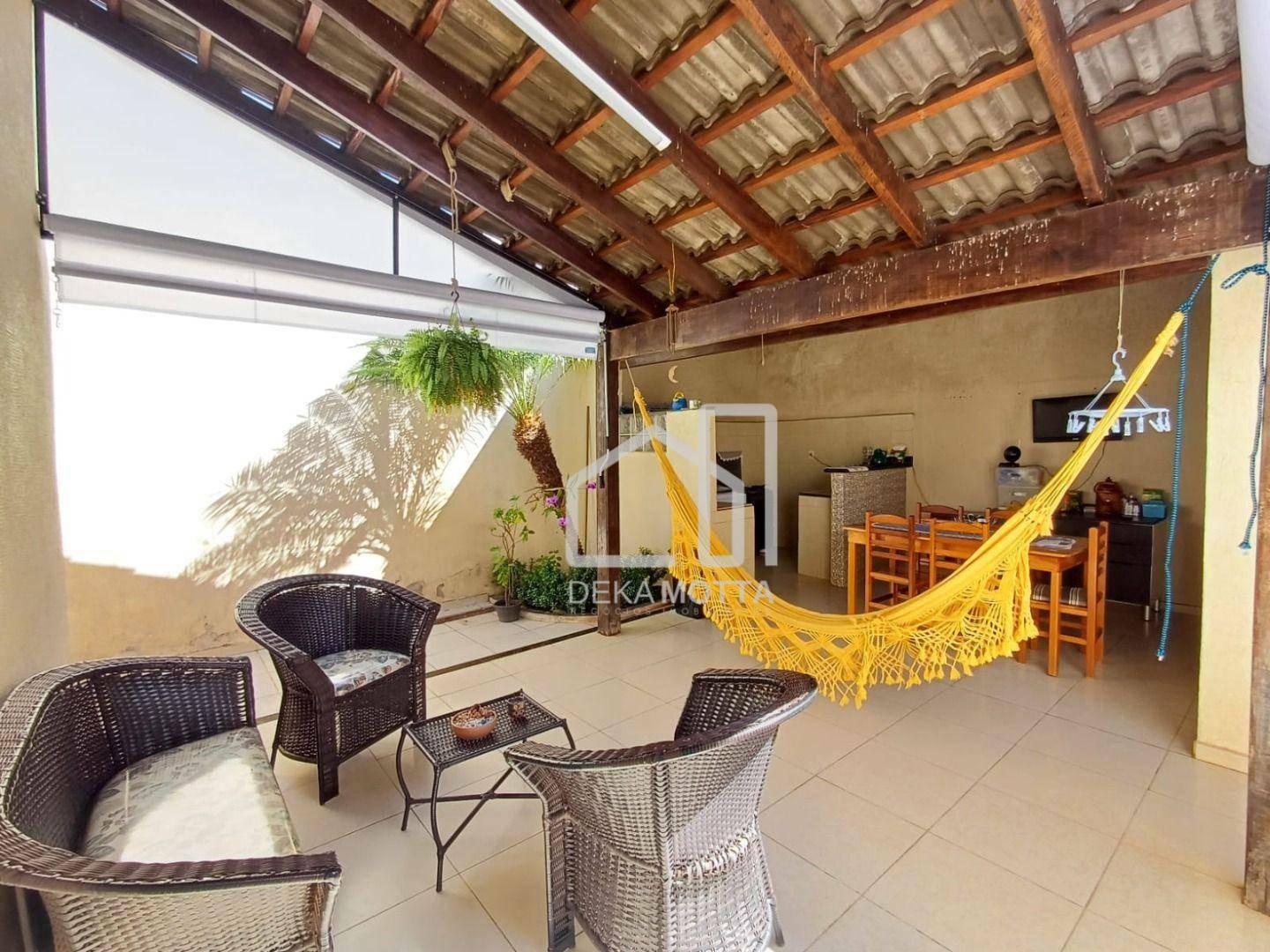 Casa à venda com 3 quartos, 194m² - Foto 7