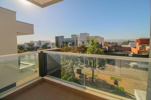 Casa de Condomínio à venda com 3 quartos, 388m² - Foto 12