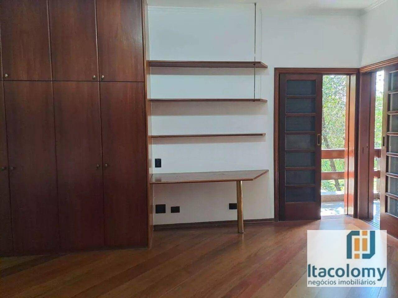 Casa para alugar com 4 quartos, 600m² - Foto 16