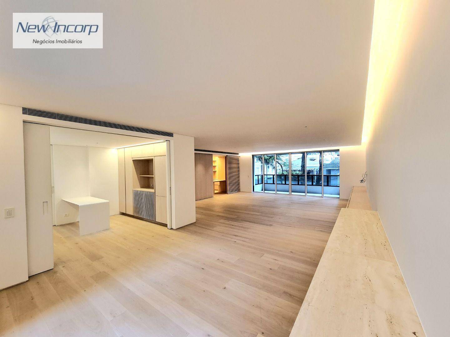 Apartamento à venda com 3 quartos, 211m² - Foto 14