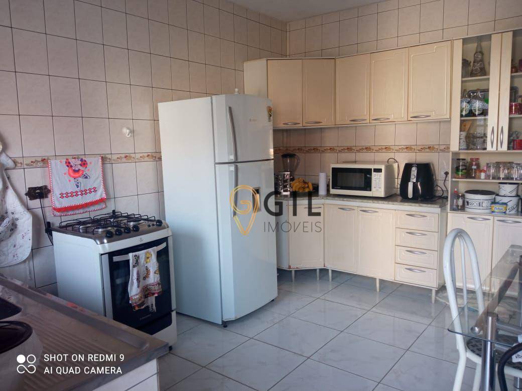 Casa à venda com 3 quartos, 260m² - Foto 24