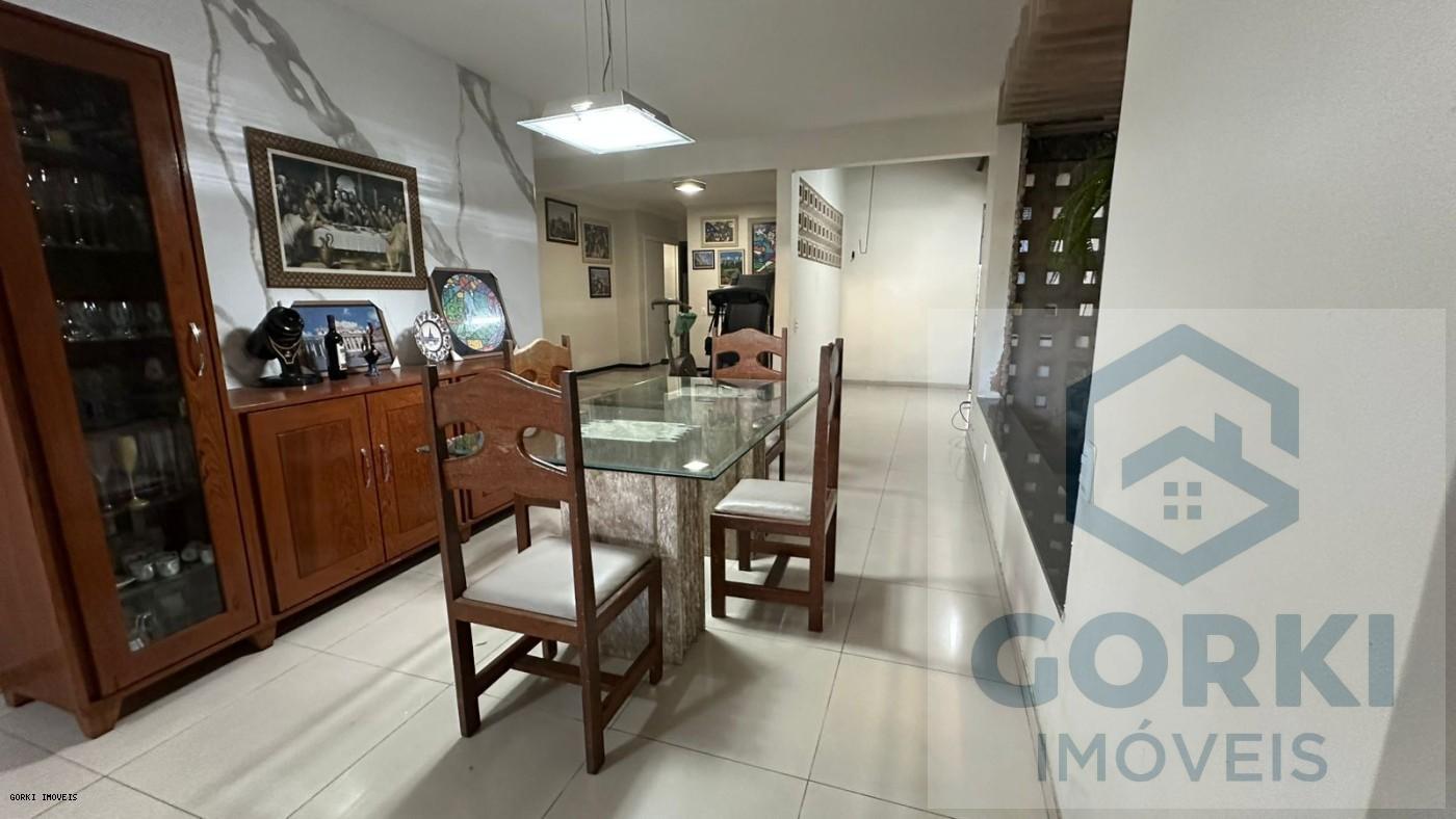 Casa à venda com 4 quartos, 128m² - Foto 10