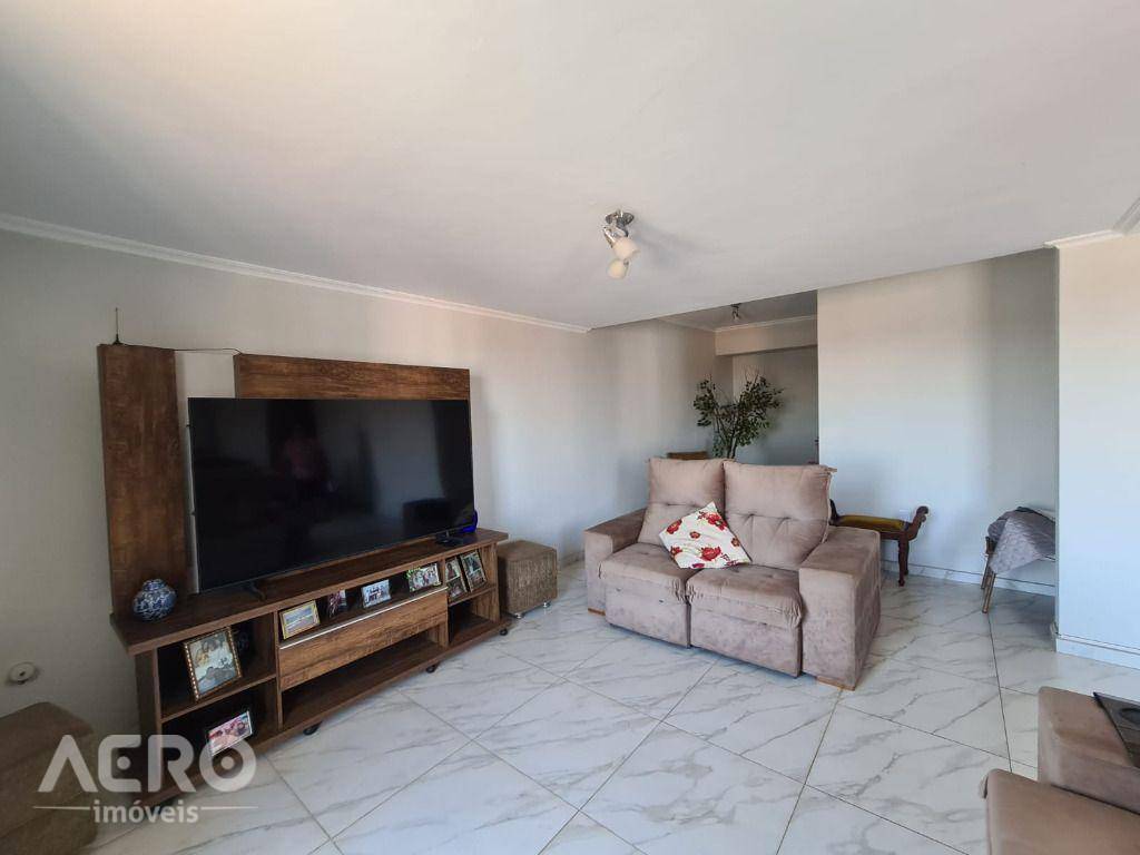 Apartamento à venda com 3 quartos, 191m² - Foto 6