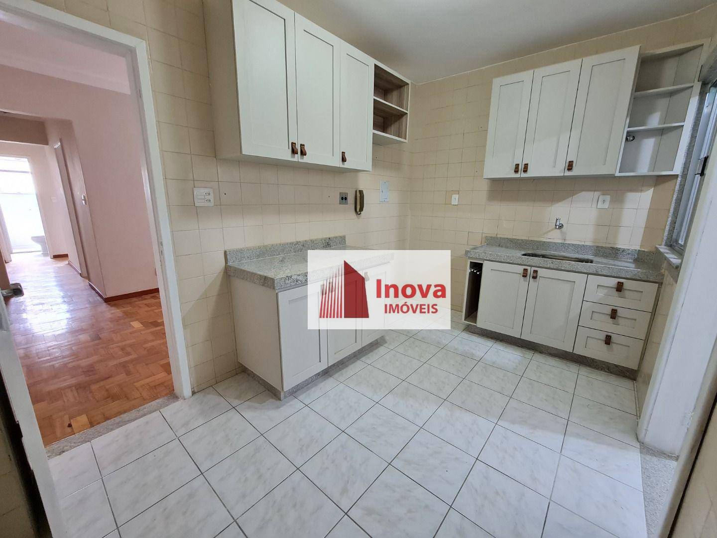 Apartamento à venda com 2 quartos, 84m² - Foto 1