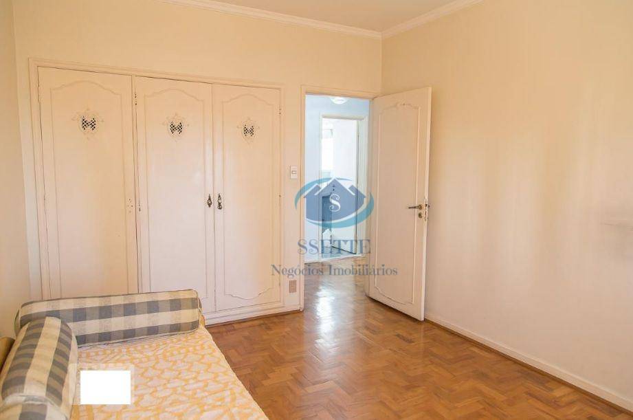 Apartamento à venda com 3 quartos, 160m² - Foto 3