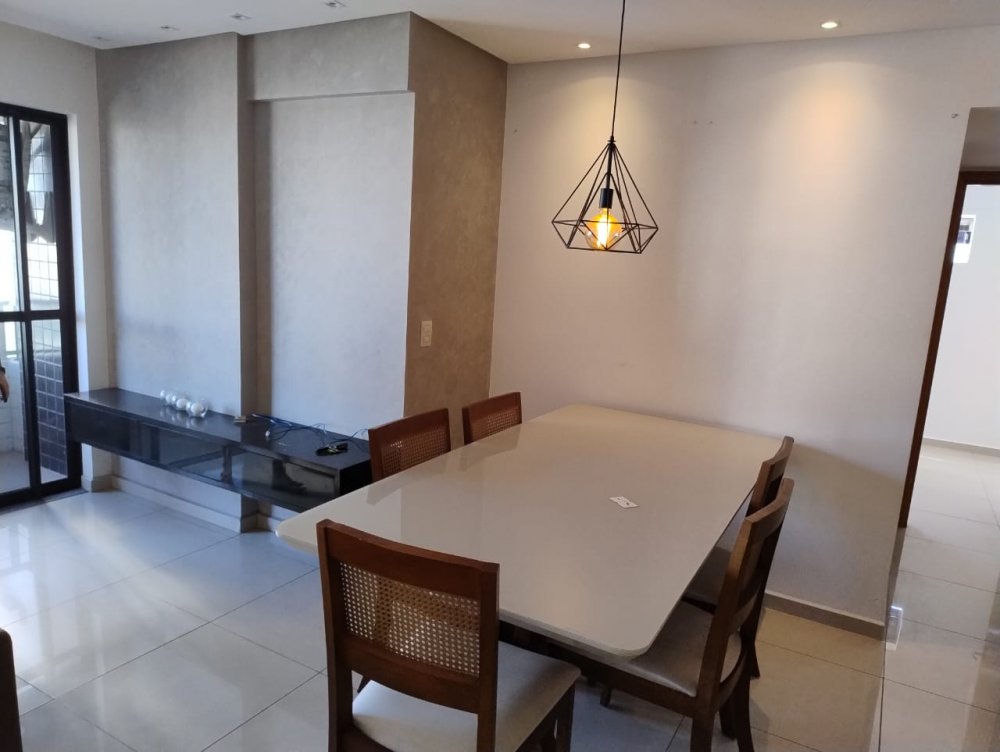 Apartamento para alugar com 3 quartos, 77m² - Foto 2