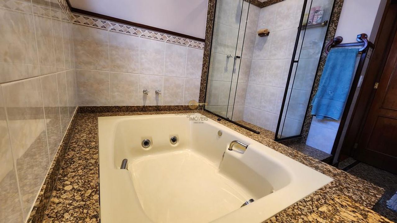 Casa à venda com 3 quartos, 212m² - Foto 19