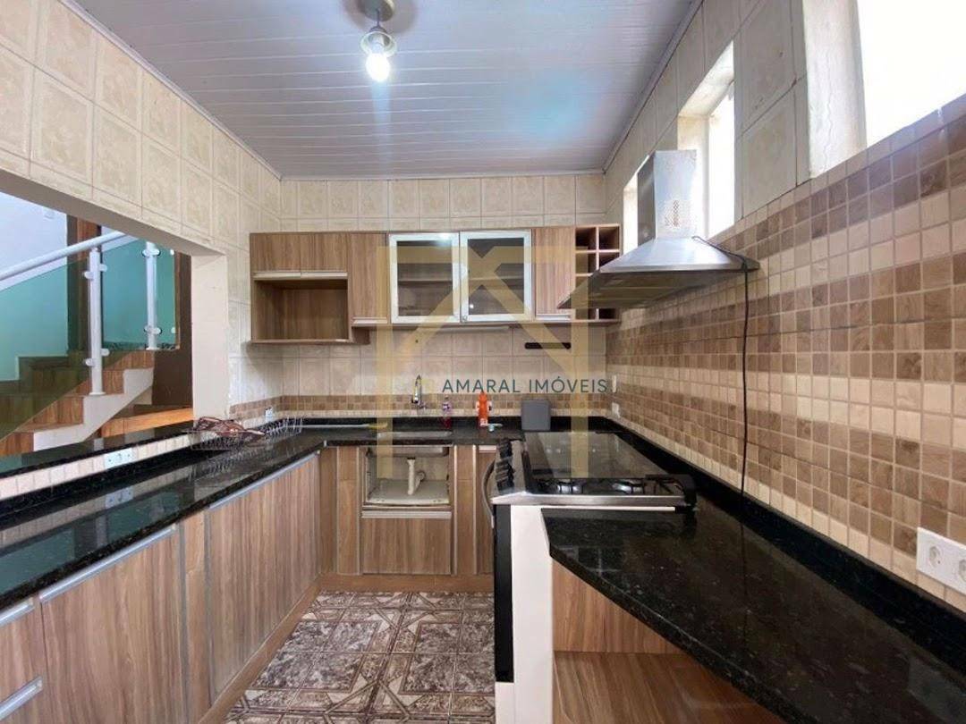 Casa, 4 quartos, 240 m² - Foto 5