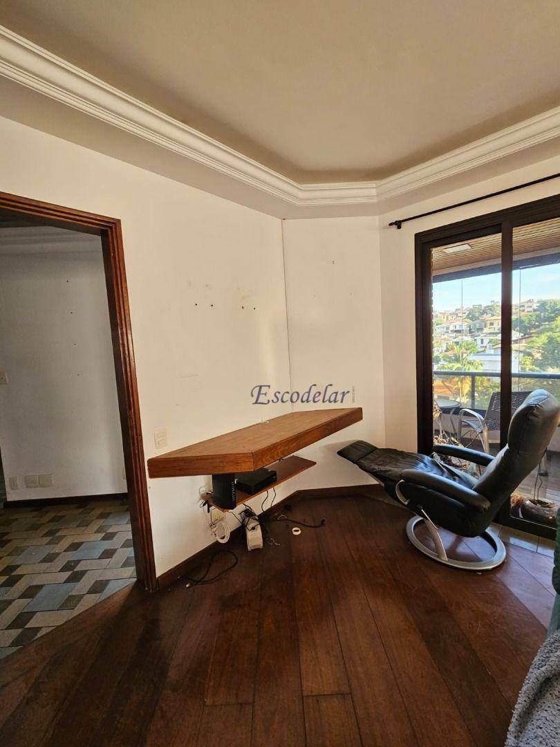 Apartamento à venda com 4 quartos, 220m² - Foto 11