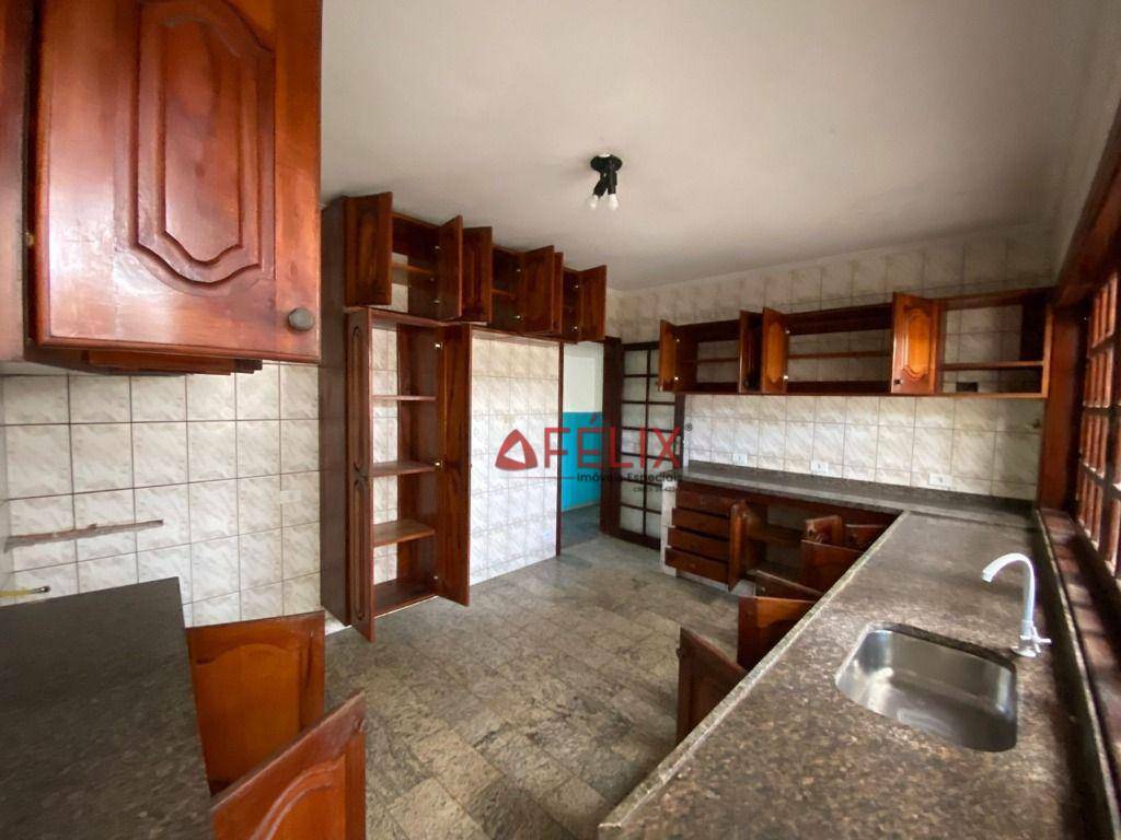 Pousada-Chalé à venda e aluguel com 6 quartos, 420m² - Foto 25