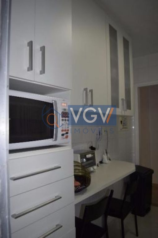 Apartamento à venda com 3 quartos, 76m² - Foto 5