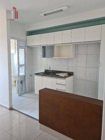 Apartamento à venda com 1 quarto, 33m² - Foto 2