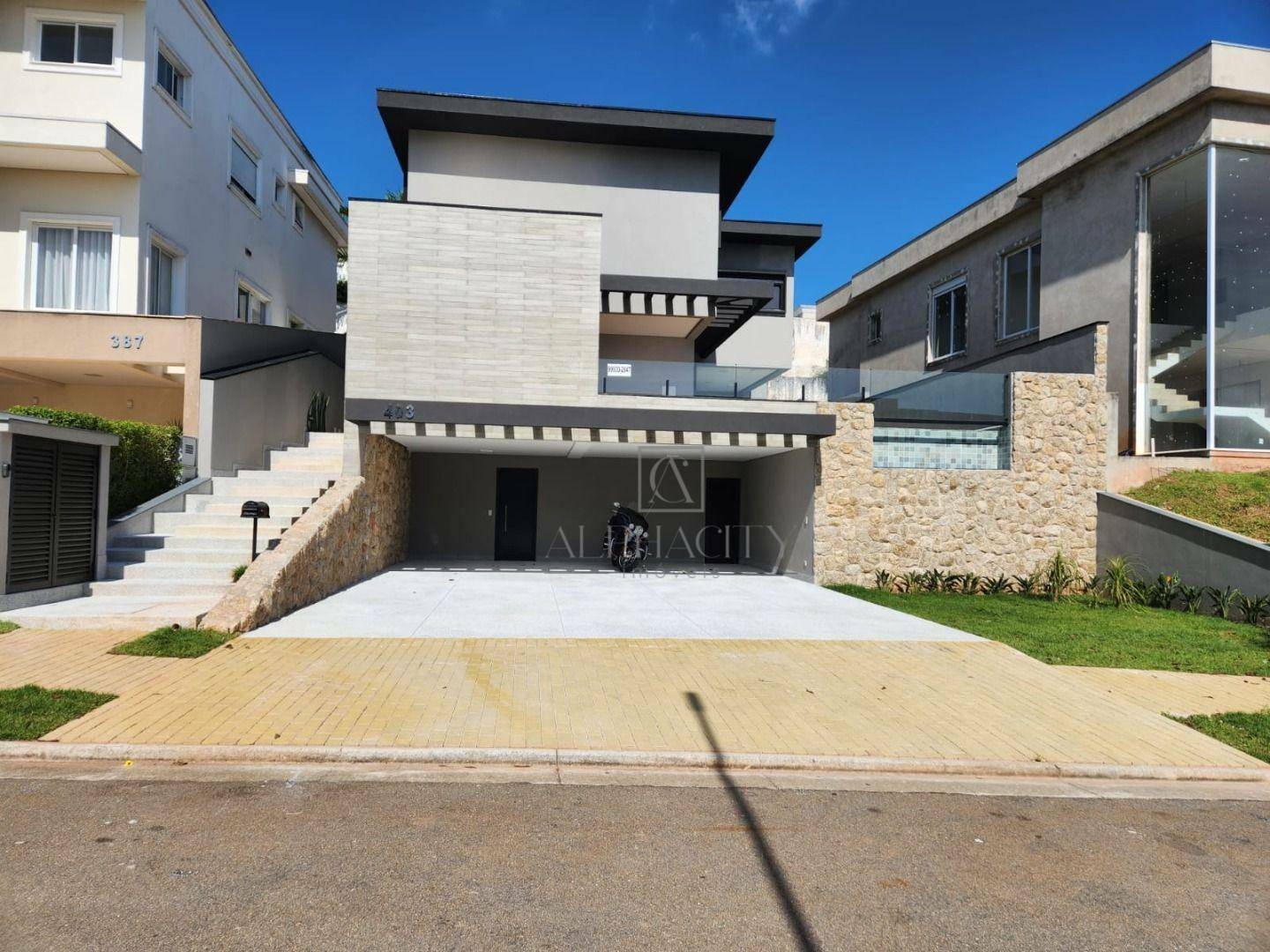 Casa de Condomínio à venda com 4 quartos, 364m² - Foto 2