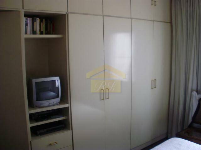 Casa à venda com 3 quartos, 189m² - Foto 11