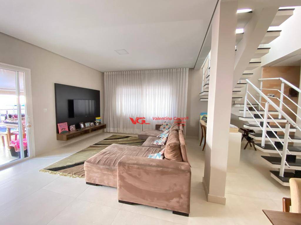 Sobrado à venda com 4 quartos, 272m² - Foto 4