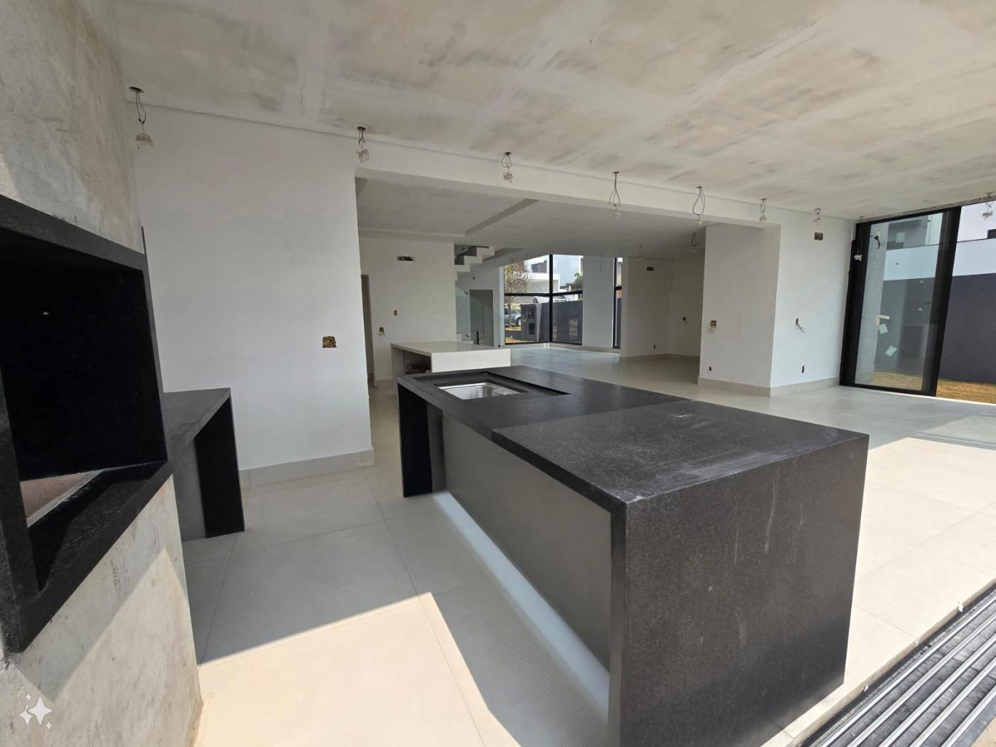 Sobrado à venda com 4 quartos, 474m² - Foto 44