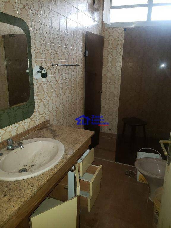 Sobrado à venda com 4 quartos, 320m² - Foto 16