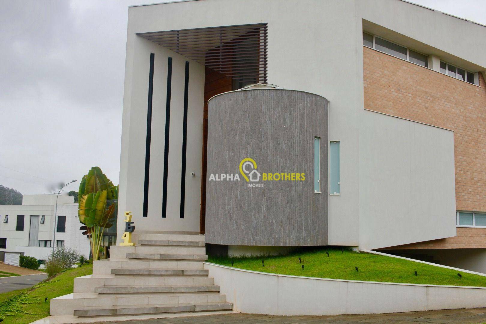 Casa de Condomínio à venda com 4 quartos, 565m² - Foto 1