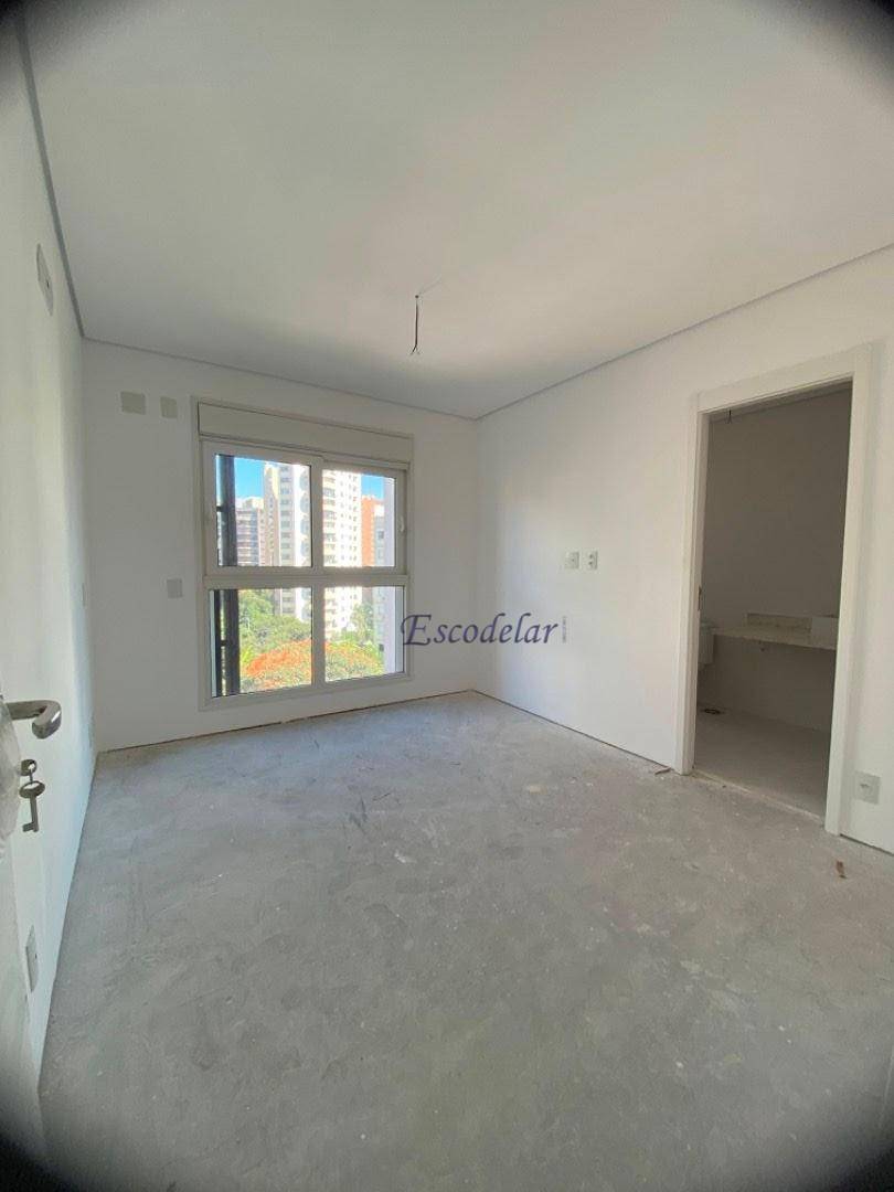 Apartamento à venda com 4 quartos, 227m² - Foto 23