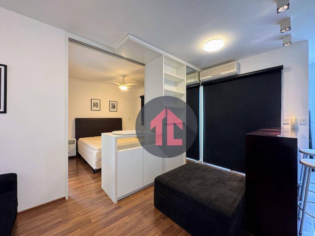 Apartamento à venda com 1 quarto, 42m² - Foto 1