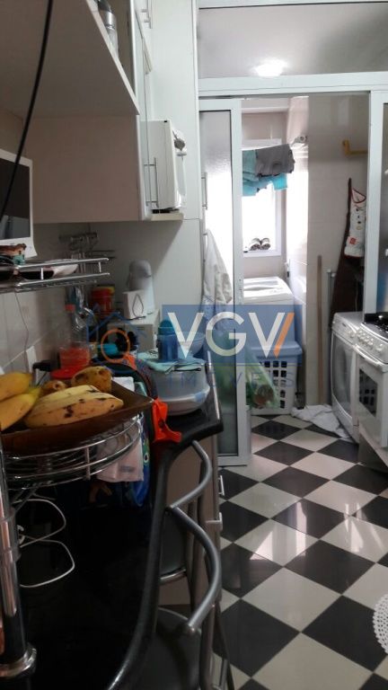 Apartamento à venda com 3 quartos, 70m² - Foto 10